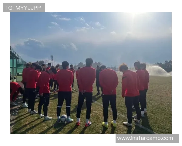 深入解析上海足球队包夹体系的战术运用与实战效果