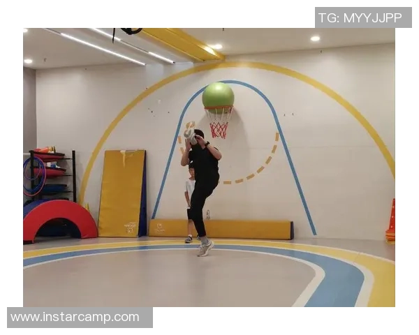 科学足球耐力训练方法探究与实践提升运动员竞技水平的有效策略