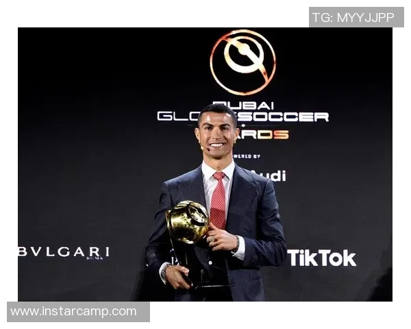 阿联酋足球联赛吸引众多国际明星签约的背后故事与影响分析